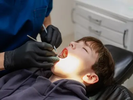 Get Emergency Pediatric Dentistry for Chipped, Cracked, or Broken Teeth in Edina - Kid Grins Get Emergency Pediatric Dentistry for Chipped, Cracked, or Broken Teeth in Edina - Kid Grins